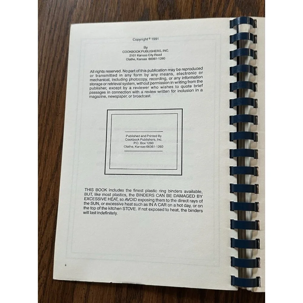 Community Cooks Cookbook Community School Cumberland, RI 1991‎